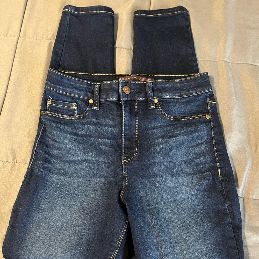 No Boundaries Skinny Jeans Size 9